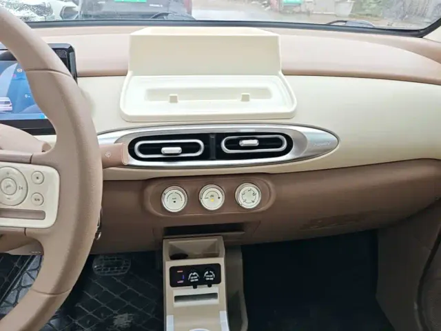 Wuling Hongguang Mini EV — Фото автомобиля 12