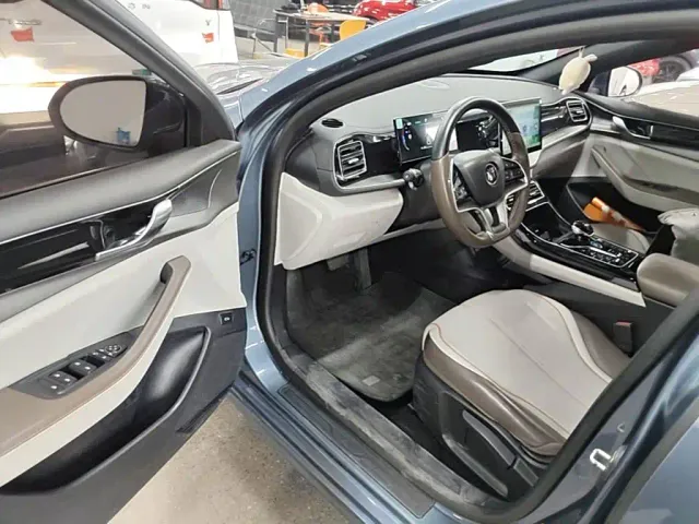 BYD Qin PLUS — Фото автомобиля 15