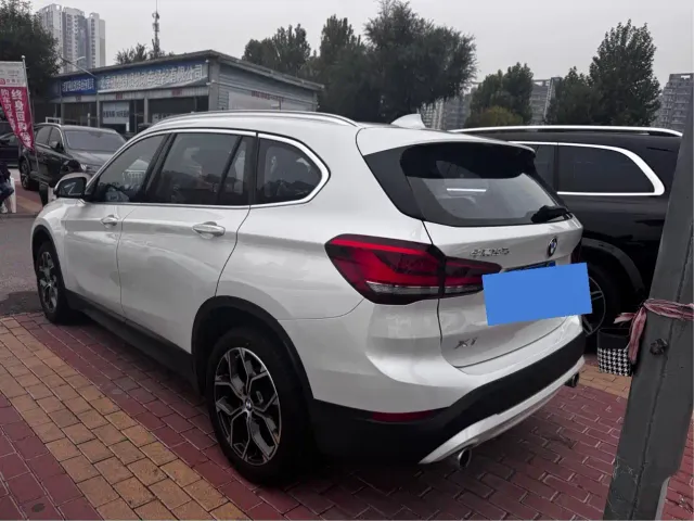 BMW X1 — Фото автомобиля 6