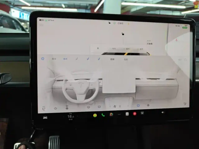 Tesla Model Y — Фото автомобиля 12