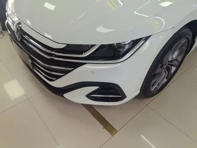 Volkswagen FAW-Volkswagen CC 2024 380TSI Eye-catching Public Sharing Edition — Фото автомобиля 23