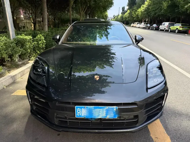 Porsche Panamera — Фото автомобиля 2