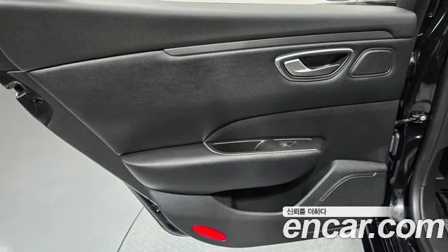 Renault Korea SM6 — Фото автомобиля 14