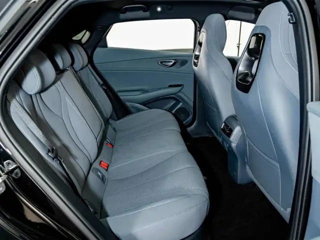 BYD Seal 06 GT — Фото автомобиля 21