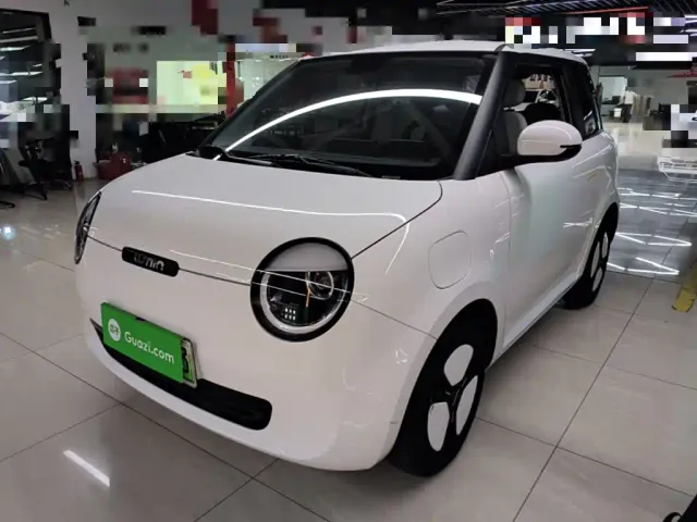 Фотография автомобиля — Changan Lumin