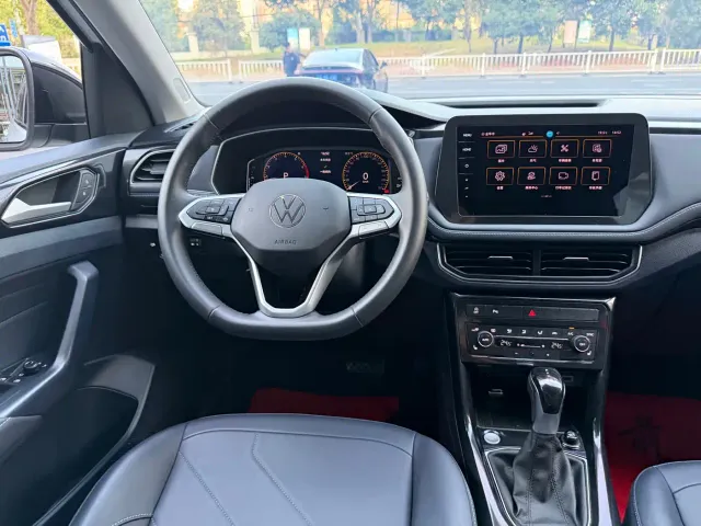Volkswagen Tharu — Фото автомобиля 7