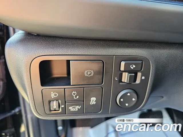 Hyundai Ioniq 6 — Фото автомобиля 12