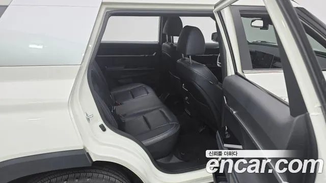 KG_Mobility_Ssangyong Torres Torres Бензин 1.5 2WD — Фото автомобиля 11