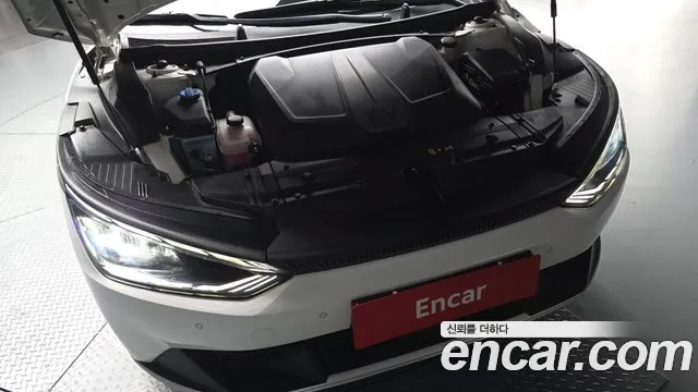 Kia EV6 — Фото автомобиля 6