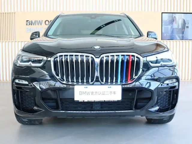 BMW X5 — Фото автомобиля 4