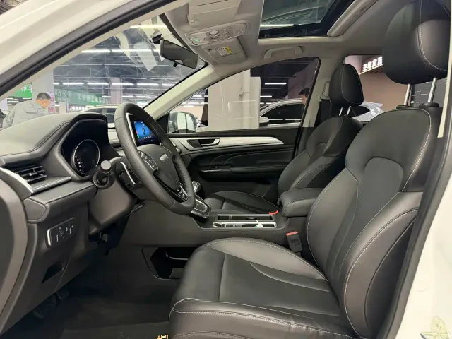 Haval M6 — Фото автомобиля 15