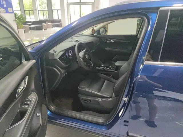 Buick Envision S — Фото автомобиля 4