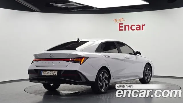 Фотография автомобиля — Hyundai AVANTE
