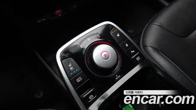 Kia Niro Niro Plus Air — Фото автомобиля 9