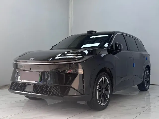 Фотография автомобиля — Toyota BoZhi 3X