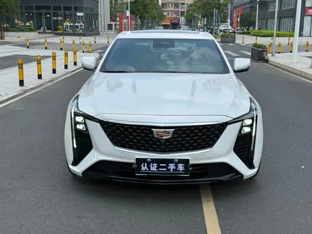 Cadillac CT5 — Фото автомобиля 2