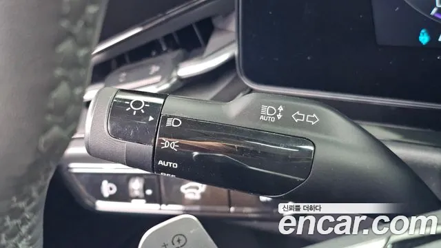 Kia Niro — Фото автомобиля 28