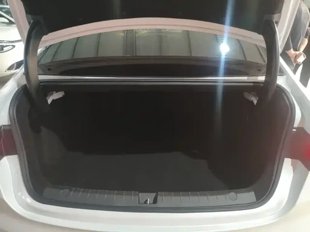 BYD Qin PLUS — Фото автомобиля 18