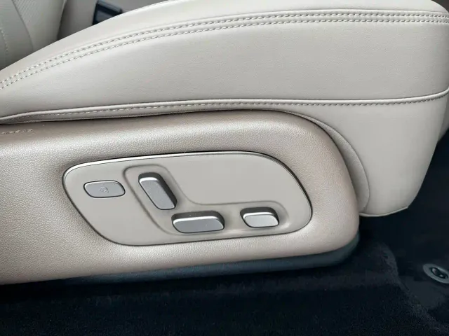 IM Motors LS8 — Фото автомобиля 7