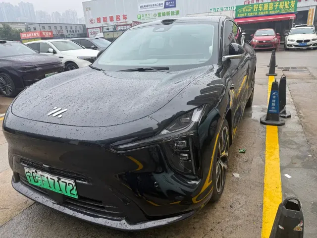 IM Motors LS6 — Фото автомобиля 3