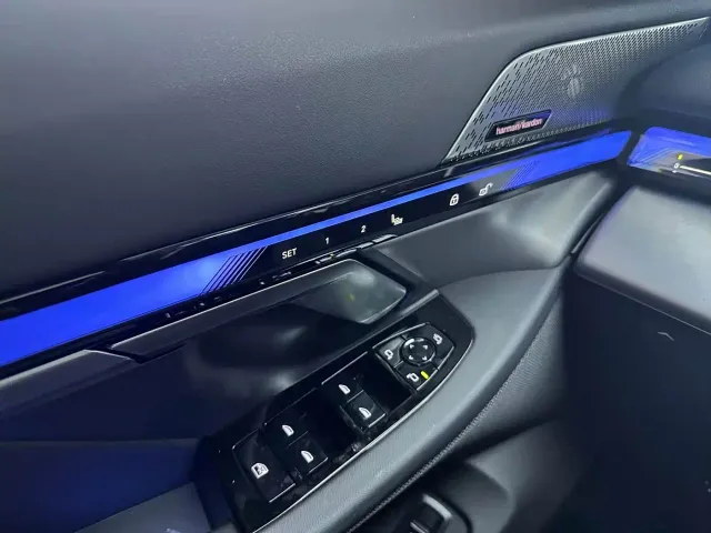 BMW 5 Series — Фото автомобиля 10