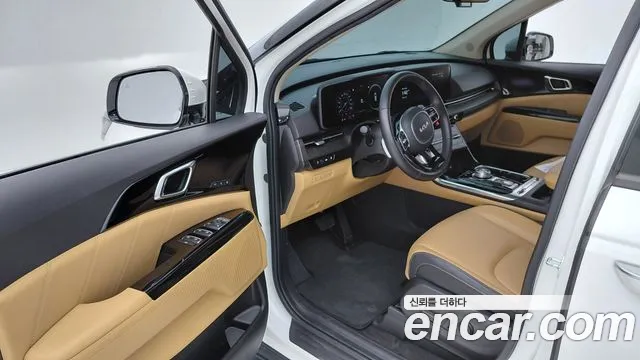 Kia Carnival Generation 4 — Фото автомобиля 10