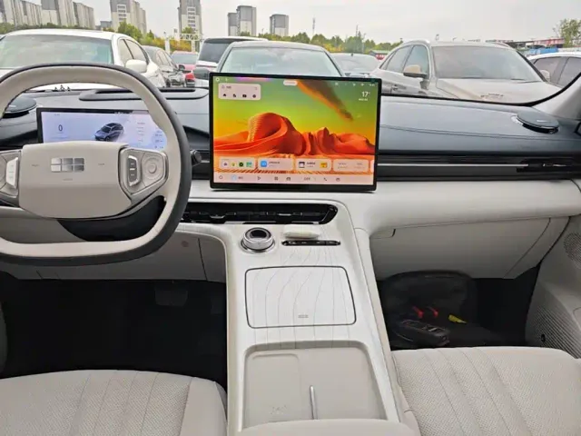 Geely Galaxy E5 — Фото автомобиля 12