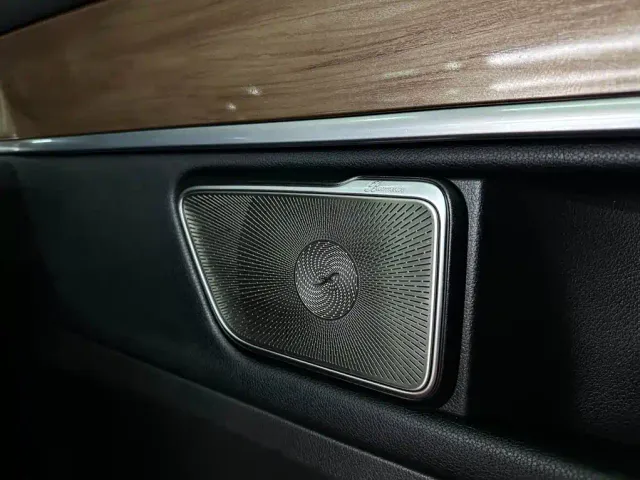 Mercedes-Benz V-Class — Фото автомобиля 10