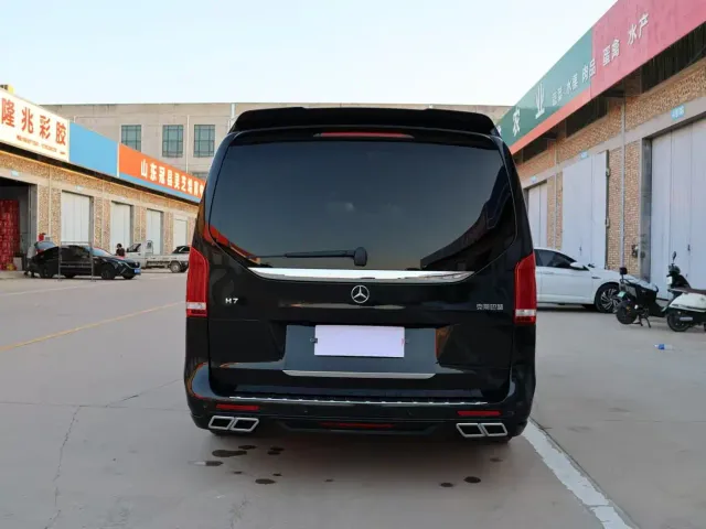 Mercedes-Benz V-Class — Фото автомобиля 17