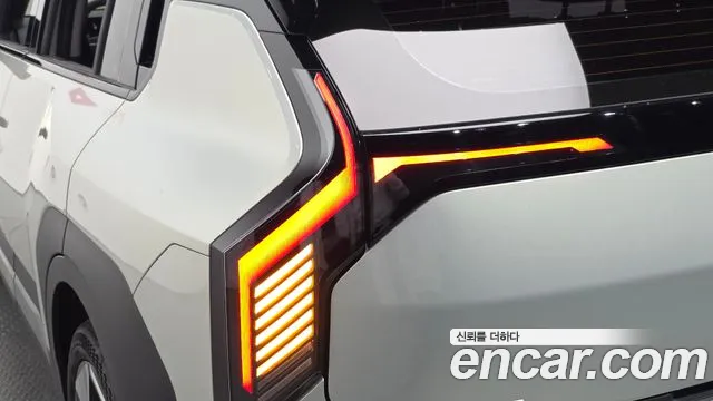 Kia EV3 — Фото автомобиля 8