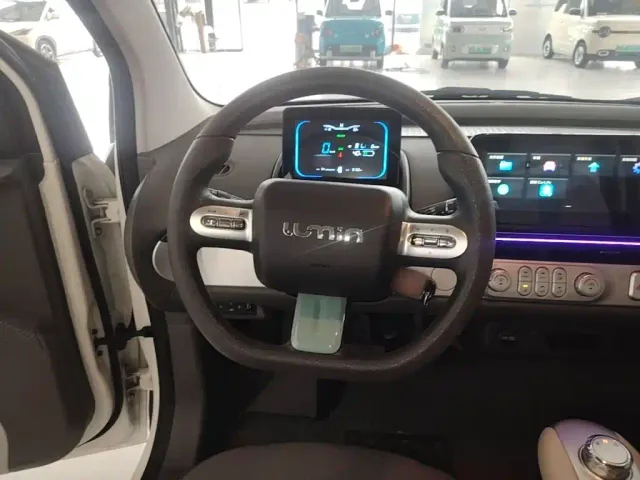 Changan Lumin — Фото автомобиля 10