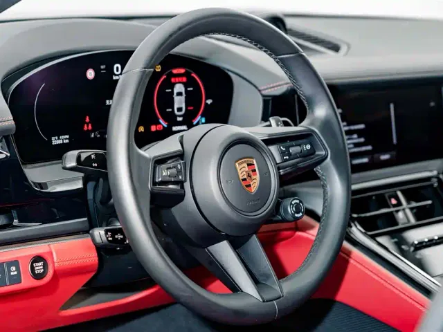 Porsche Panamera — Фото автомобиля 9