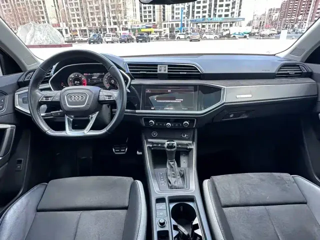 Audi Q3 — Фото автомобиля 5