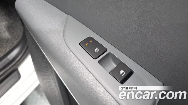 Kia Niro The All New — Фото автомобиля 24