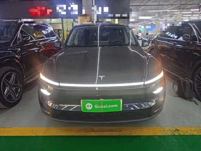 Tesla Model Y — Фото автомобиля 2