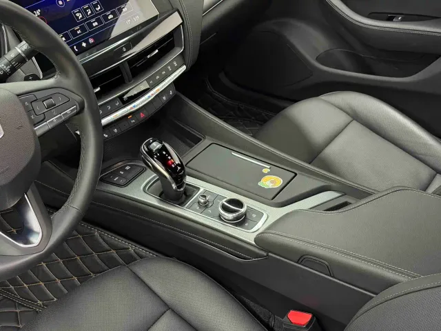Cadillac CT5 — Фото автомобиля 14