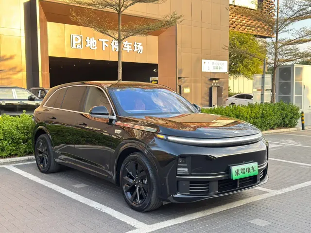 Li Auto L7 — Фото автомобиля 3