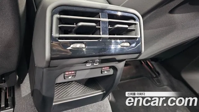 BMW 5-Series — Фото автомобиля 16