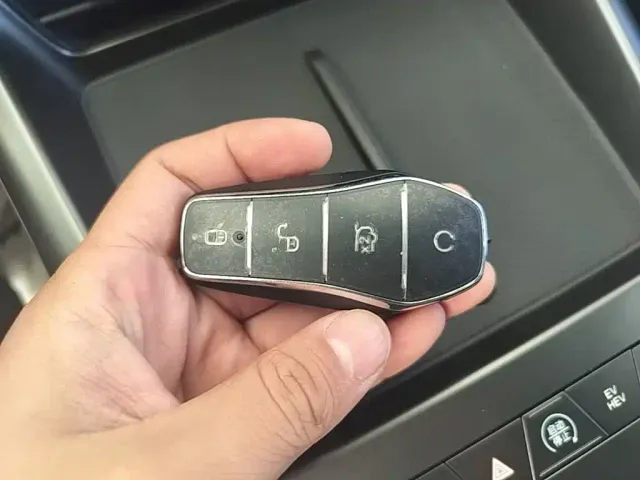 BYD Qin PLUS — Фото автомобиля 8