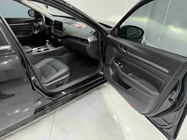 Nissan Teana — Фото автомобиля 19