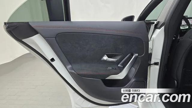 Mercedes-Benz CLA-Class — Фото автомобиля 25