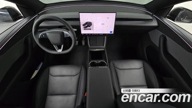 Tesla Model Y — Фото автомобиля 10