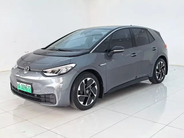 Volkswagen ID.3 — Фото автомобиля 2