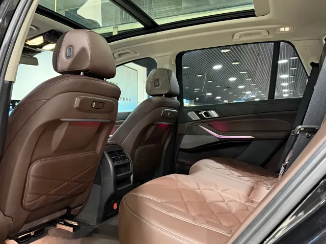 BMW X5 — Фото автомобиля 7