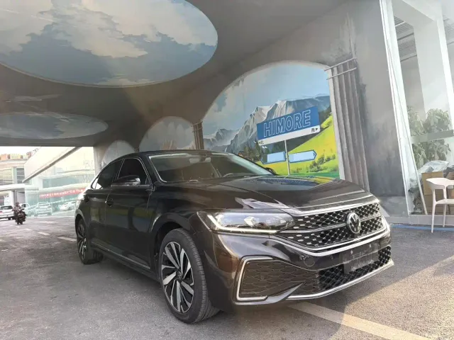 Volkswagen Passat 2023 330TSI Starlight Elite Edition — Фото автомобиля 3