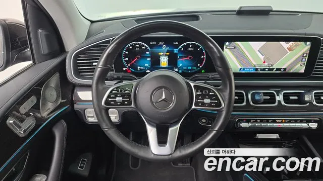 Mercedes-Benz GLE-Class — Фото автомобиля 13