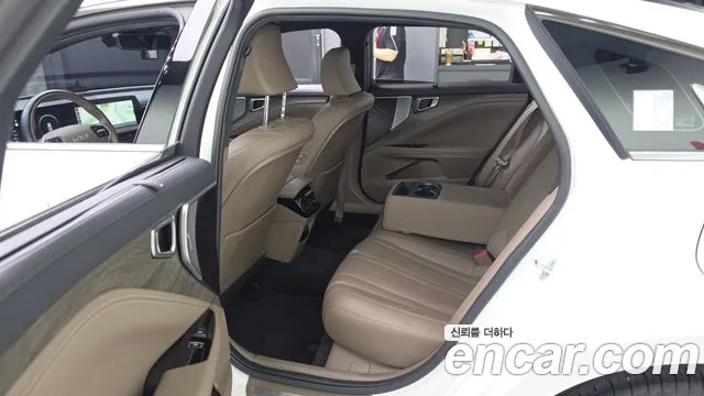 Kia K8 2.5 Бензин 2WD — Фото автомобиля 11