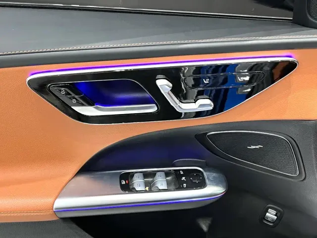 Mercedes-Benz C-Class — Фото автомобиля 10