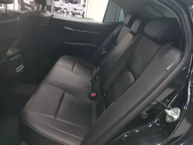 Toyota Camry — Фото автомобиля 12