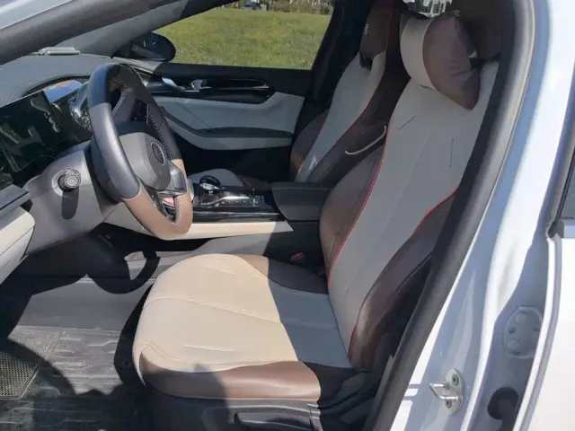 BYD Qin PLUS — Фото автомобиля 16